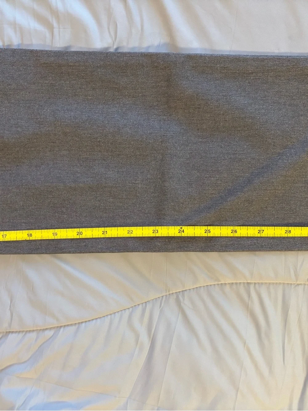 Banana Republic rapid movement chino 32x32